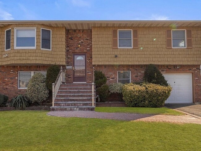 property at 56 Easton Ave