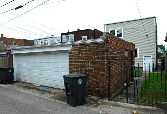 3807 S Ivy St in East Chicago, IN - Building Photo - Building Photo