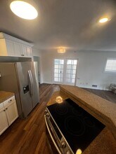 841 1/2-244-246-242 Orange Ave in Coronado, CA - Building Photo - Building Photo