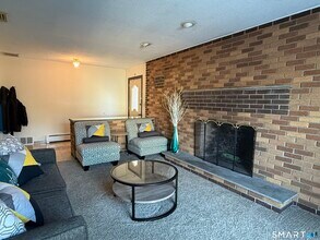 50 Emmett Ave in Derby, CT - Building Photo - Building Photo