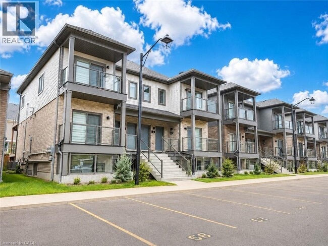 property at 205 W Oak Trl