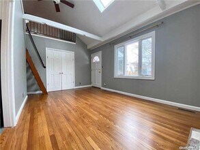 39 W 7th St in Locust Valley, NY - Building Photo - Building Photo