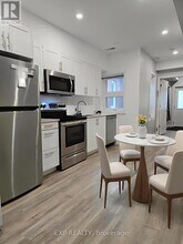 104 Wellington St N in Hamilton, ON - Building Photo - Building Photo