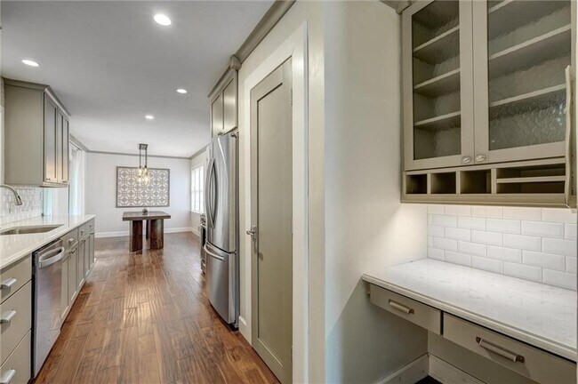 2955 Delcourt Dr in Decatur, GA - Building Photo - Building Photo