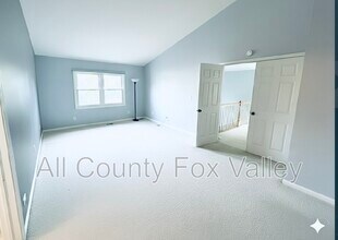 3121 Indian Creek Dr in Buffalo Grove, IL - Building Photo - Building Photo