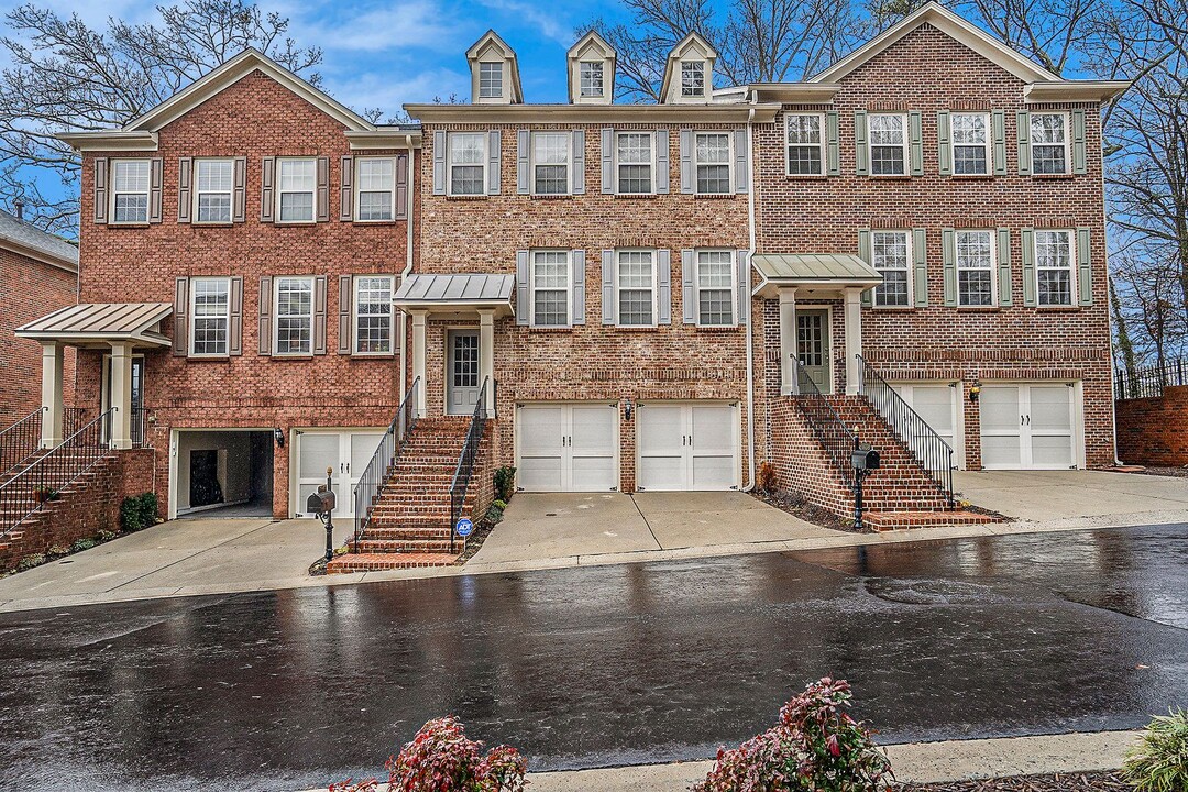 1641 Emory Pl Dr NE in Atlanta, GA - Building Photo