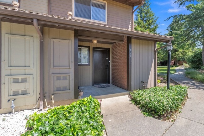 362 Tabor Ave in Fairfield, CA - Building Photo - Building Photo