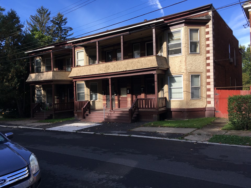 26 Columbia St in Schenectady, NY - Building Photo