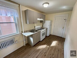 Carroll St, Yonkers in Yonkers, NY - Building Photo - Building Photo