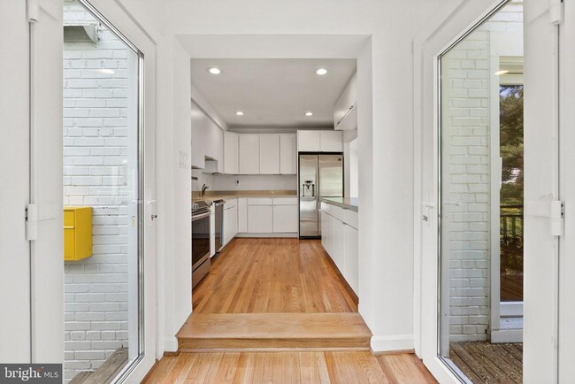 property at 4929 Jamestown Rd