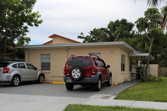 1204 Worthington St in West Palm Beach, FL - Building Photo - Building Photo