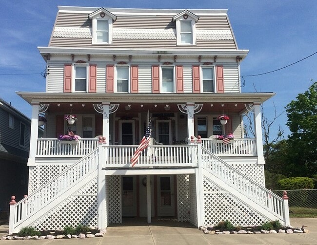 1025 Simpson Ave, Unit 1025B in Ocean City, NJ - Foto de edificio - Building Photo