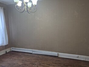 330 New York Ave in Jersey City, NJ - Building Photo - Building Photo