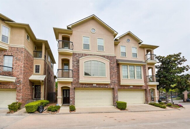 property at 8004 Stoneyway Dr