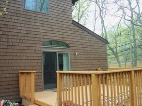 1 Brothers Ct in Dix Hills, NY - Building Photo - Building Photo