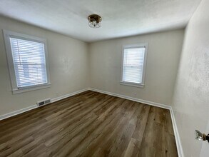 211 Central Ave in Cortland, NY - Building Photo - Building Photo