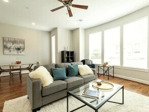 1811 Napa Creek Ln in Houston, TX - Building Photo - Building Photo