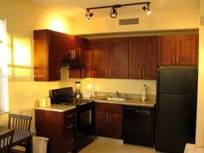 843 SW 13th Ave in Miami, FL - Building Photo - Building Photo