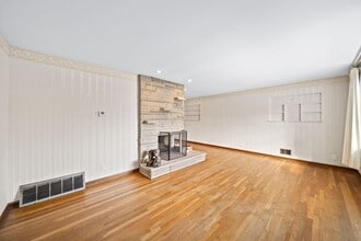 1565 Garywood Ave in Columbus, OH - Building Photo - Building Photo