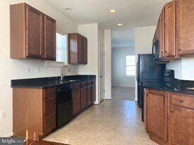 17269 Library Blvd in Ruther Glen, VA - Building Photo