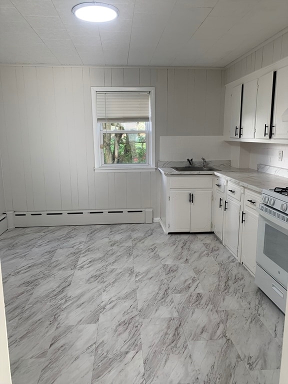 property at 86 Hunter St