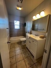 43 Shirley Ln in Edmond, OK - Building Photo - Building Photo