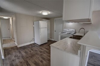 4606 Woodvery Dr in Liberty, NC - Building Photo - Building Photo