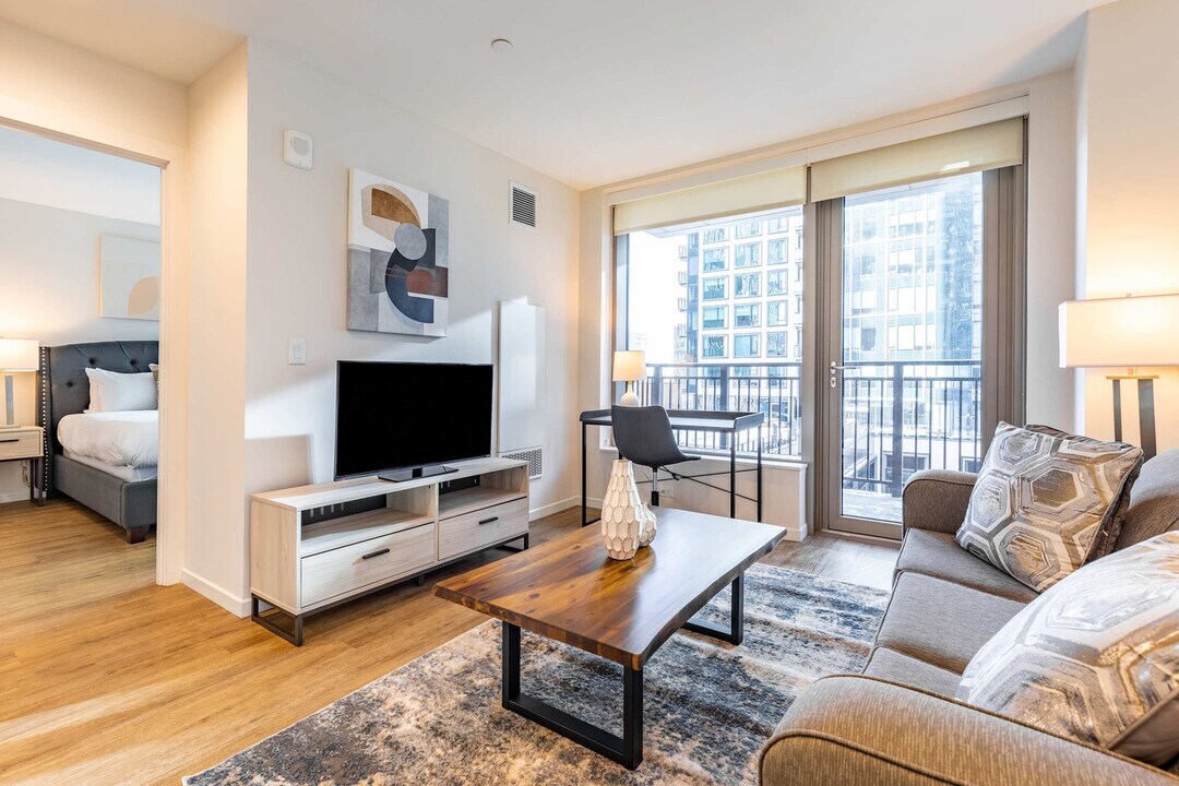 131 Seaport Blvd in Boston, MA - Building Photo