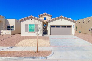 13815 Paseo De Plata Dr in El Paso, TX - Building Photo