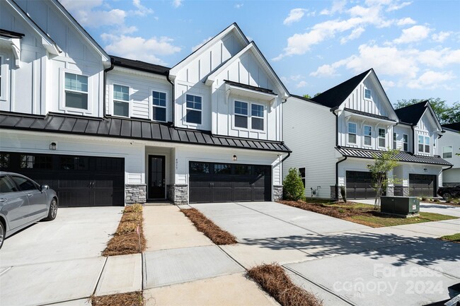 4017 Easton Ridge Ln in Charlotte, NC - Foto de edificio - Building Photo