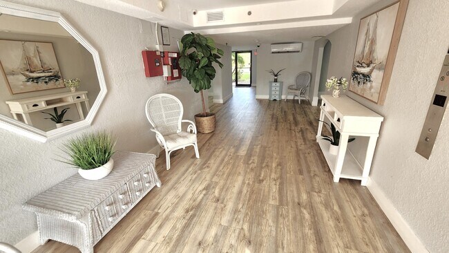 2455 Lindell Blvd in Delray Beach, FL - Building Photo - Building Photo