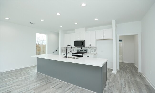 9315 Ashville Dr in Houston, TX - Building Photo - Building Photo