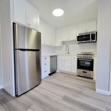 1818 N New Hampshire Ave in Los Angeles, CA - Building Photo - Building Photo