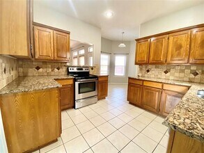 4104 Juniper Ln in Carrollton, TX - Building Photo - Building Photo