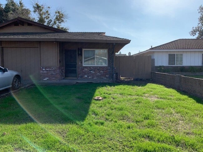 property at 3106 W Swain Rd