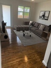 445 NE 70th St in Miami, FL - Building Photo - Building Photo