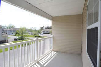 Pine Point Luxury Apartments in Buffalo, NY - Building Photo - Interior Photo