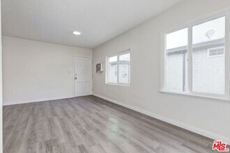3974 Sawtelle Blvd in Los Angeles, CA - Building Photo - Building Photo