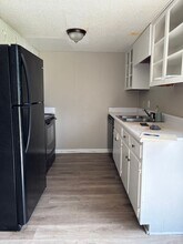 402 Alice Dr in East Ridge, TN - Building Photo - Building Photo