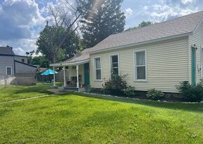 625 Milwaukee Ave NW in Grand Rapids, MI - Building Photo