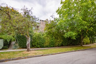 2189 44th Av W in Vancouver, BC - Building Photo