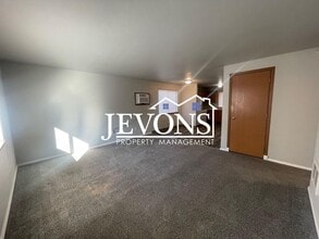 907 S 4th Ave in Yakima, WA - Building Photo - Building Photo