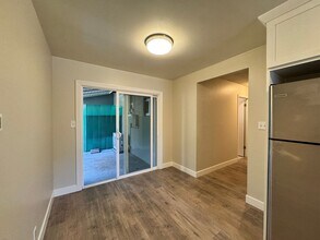 3735 Erlewine Cir in Sacramento, CA - Building Photo - Building Photo