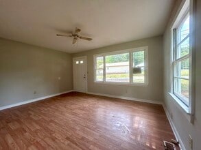 1648 Amhurst St in Albemarle, NC - Foto de edificio - Building Photo