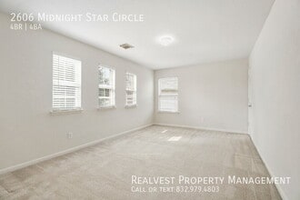 2606 Midnight Star Cir in Friendswood, TX - Foto de edificio - Building Photo