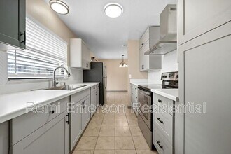 4405 Almark Dr in Orlando, FL - Building Photo - Building Photo