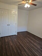 7201 Pineberry Rd in Dallas, TX - Building Photo - Building Photo