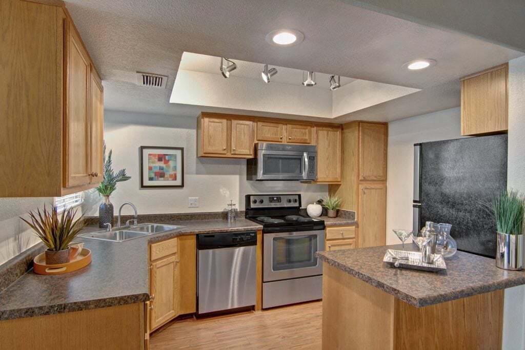 Desert Horizon in Scottsdale, AZ - Building Photo