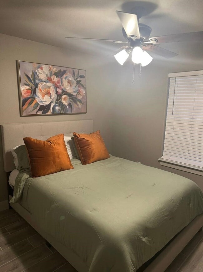 property at 340 N 9th St