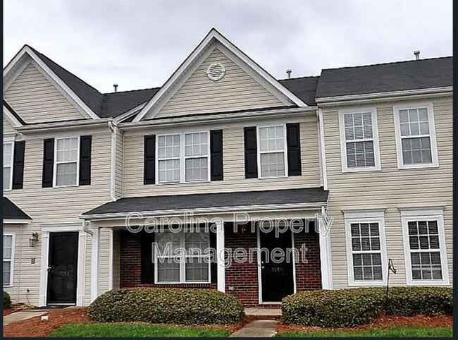 property at 3260 Barons Court Rd